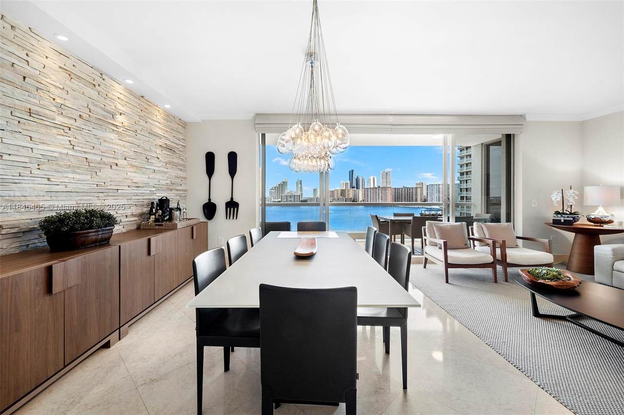 6000 Island Blvd - Photo 1