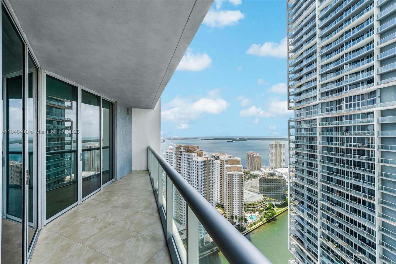 475 Brickell Ave - Photo 1