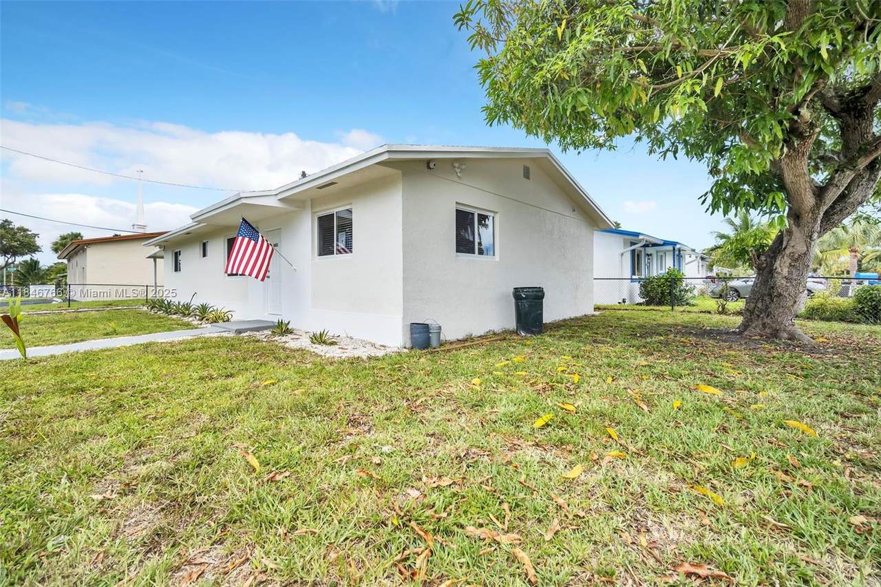 https://bt-photos.global.ssl.fastly.net/miami/1280_boomver_1_A11846766-2.jpg