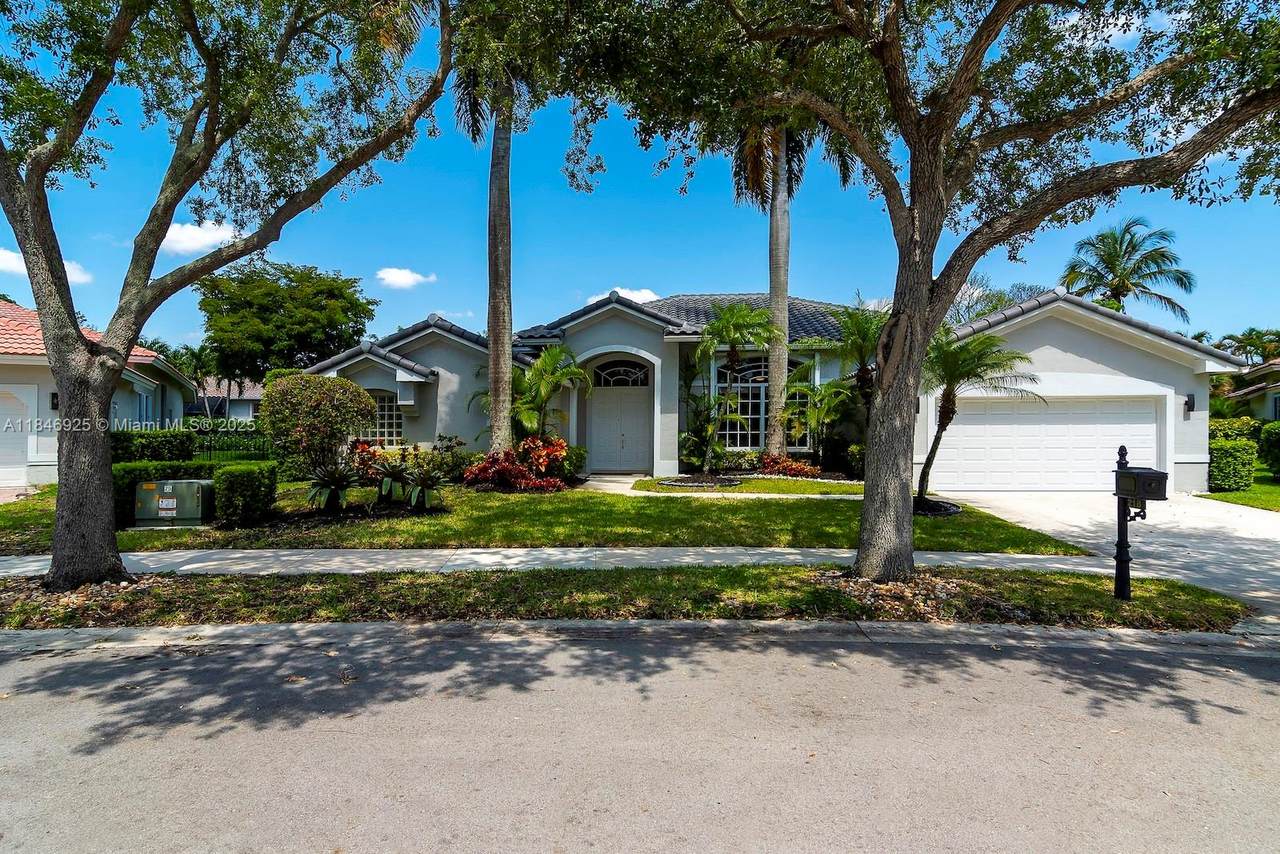 https://bt-photos.global.ssl.fastly.net/miami/1280_boomver_1_A11846925-2.jpg