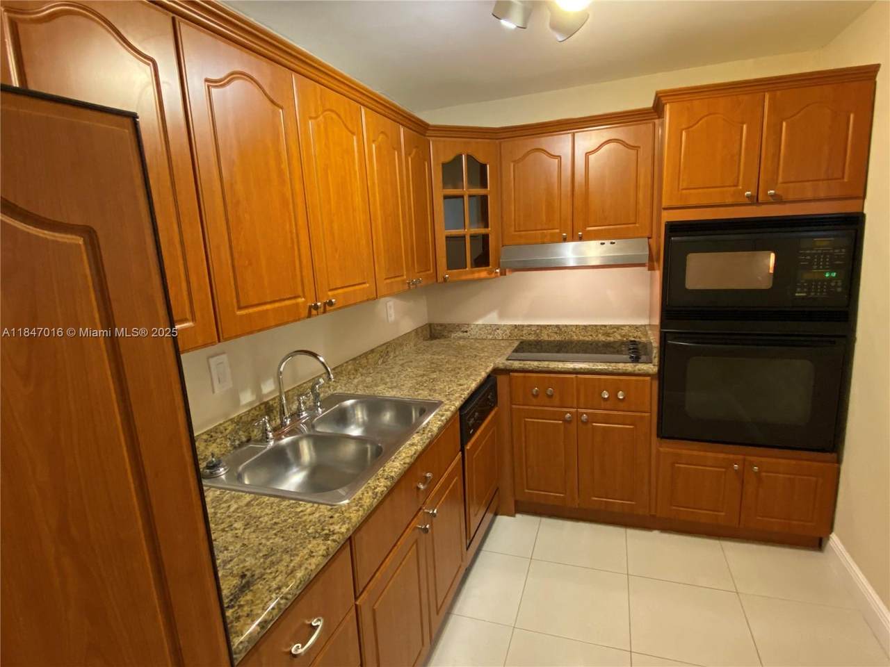 https://bt-photos.global.ssl.fastly.net/miami/1280_boomver_1_A11847016-2.jpg