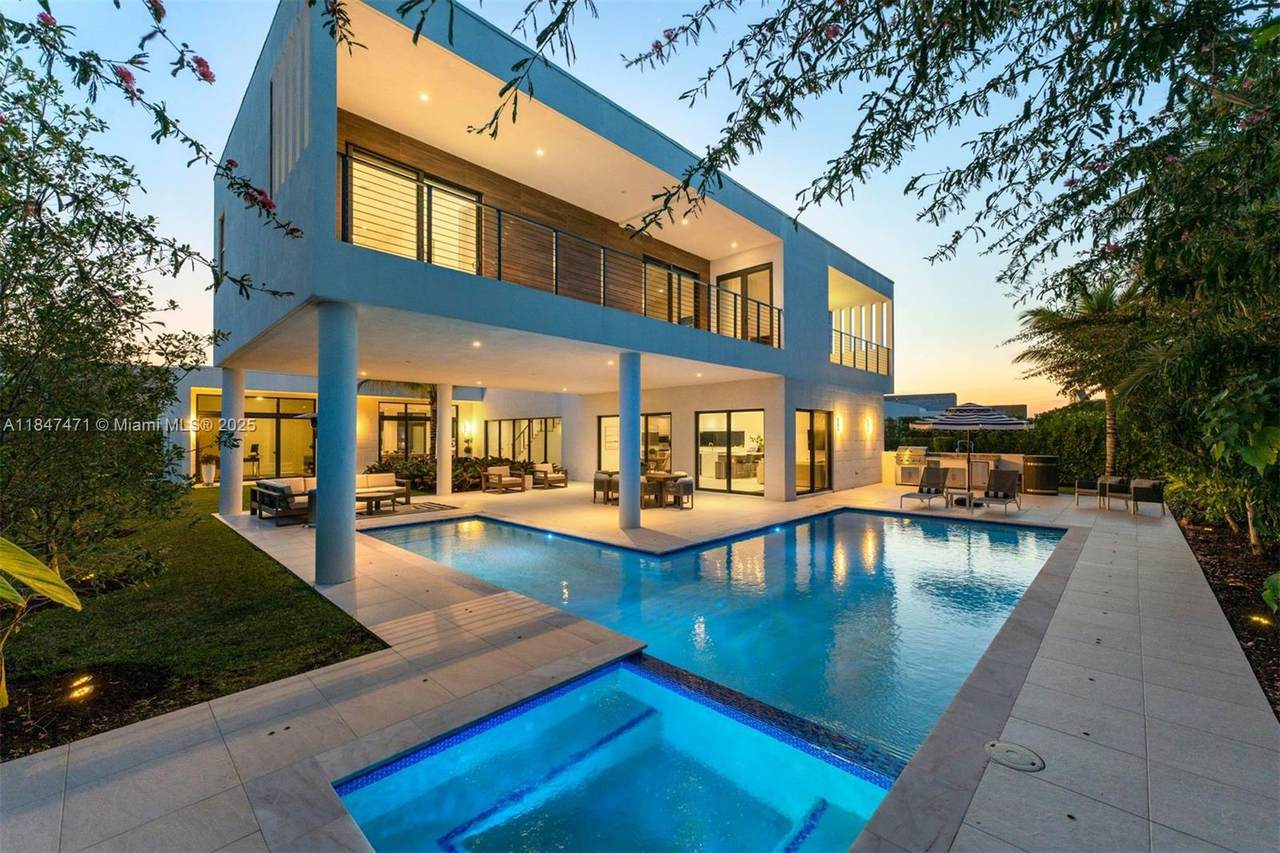 16703 Botaniko Dr S - Photo 1