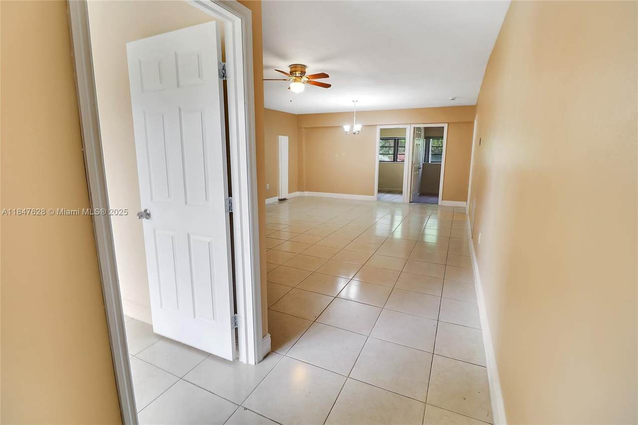 https://bt-photos.global.ssl.fastly.net/miami/1280_boomver_1_A11847628-2.jpg