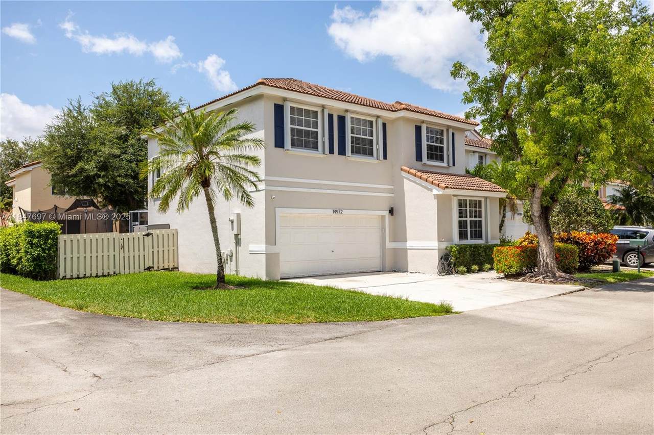14972 50th Ct - Photo 1