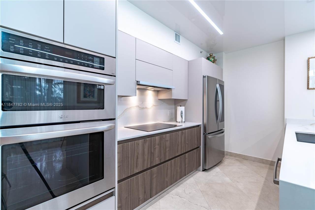 17555 Atlantic Blvd - Photo 1