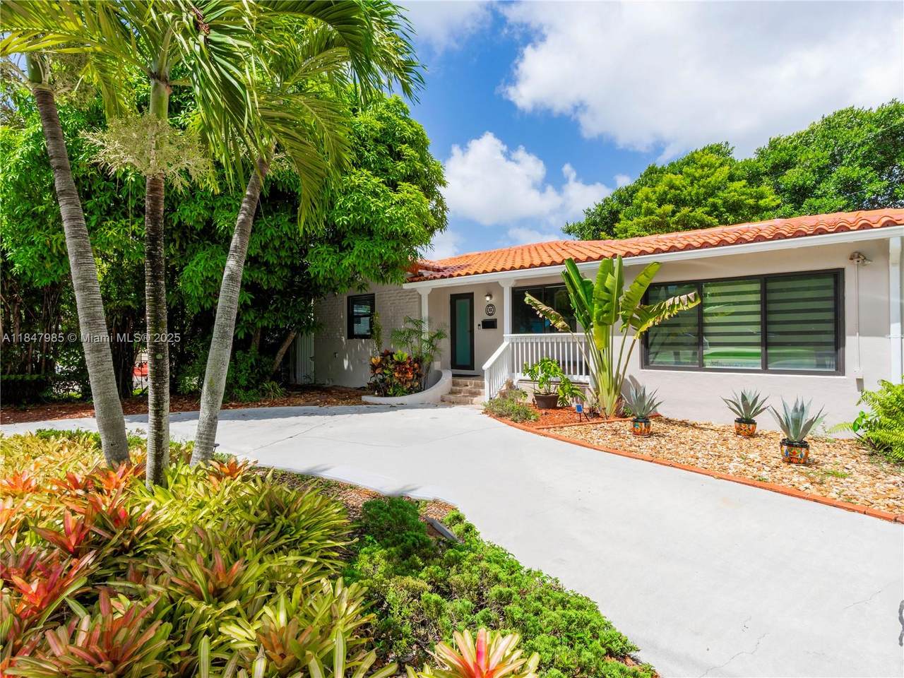 https://bt-photos.global.ssl.fastly.net/miami/1280_boomver_1_A11847985-2.jpg