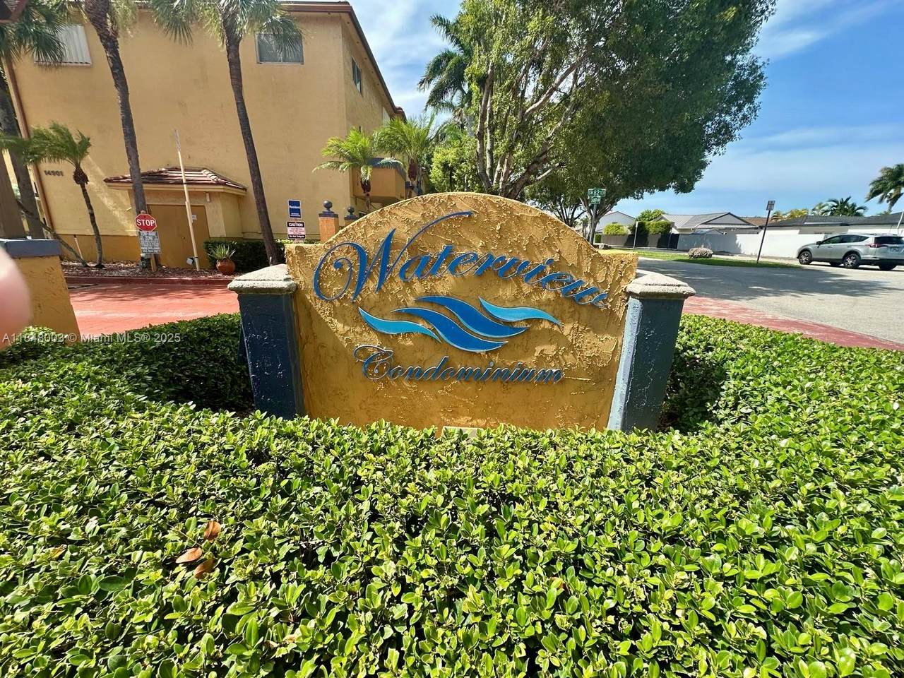 14930 82nd Ter - Photo 1