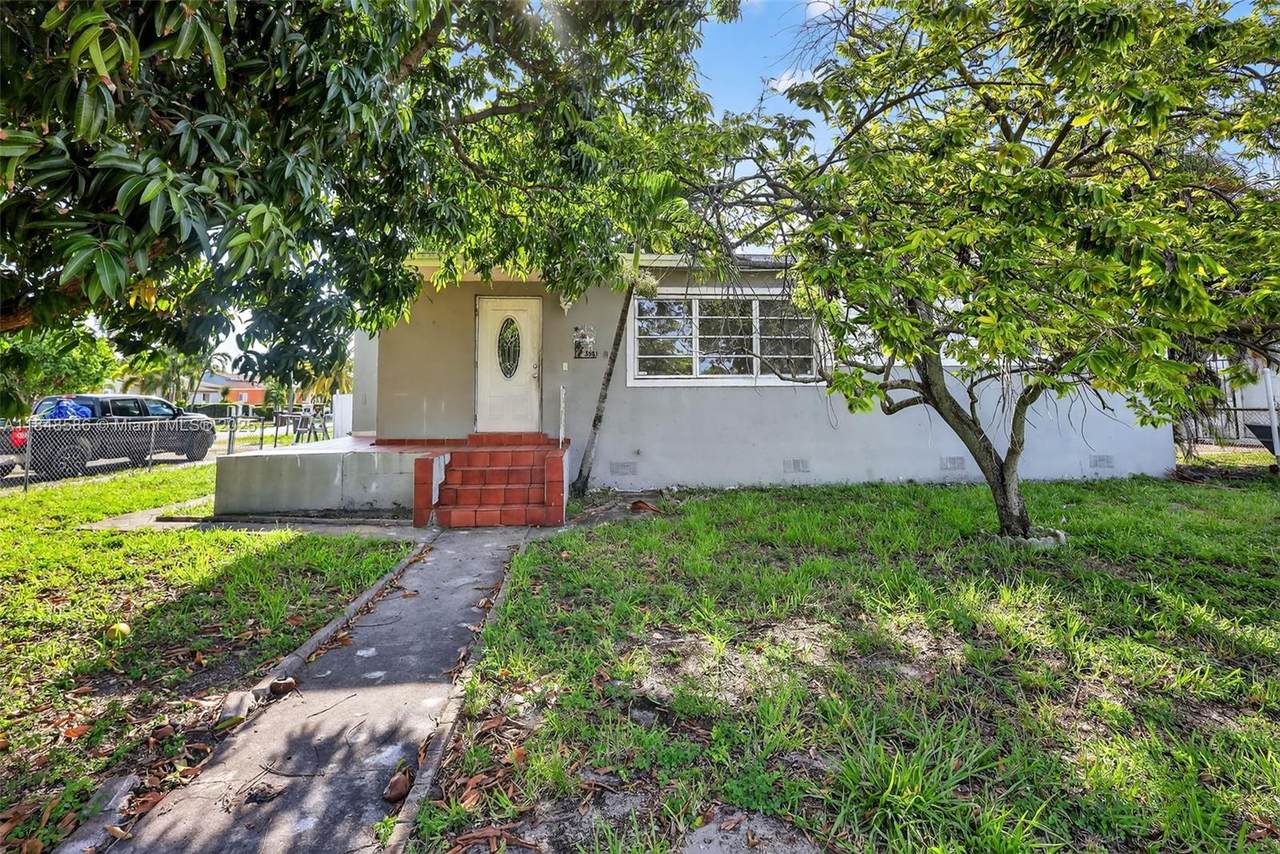 3581 2nd Ave - Photo 1