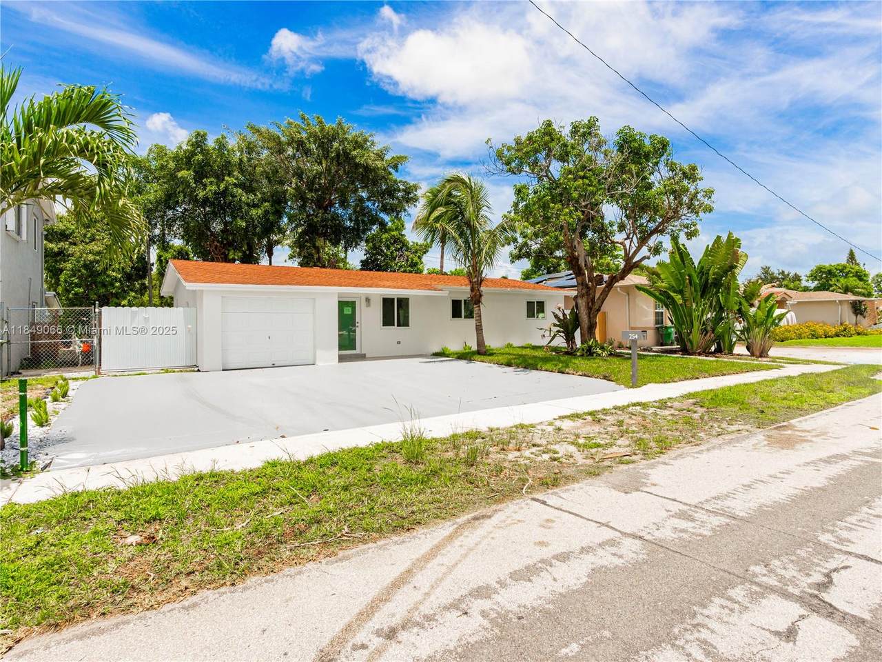https://bt-photos.global.ssl.fastly.net/miami/1280_boomver_1_A11849066-2.jpg