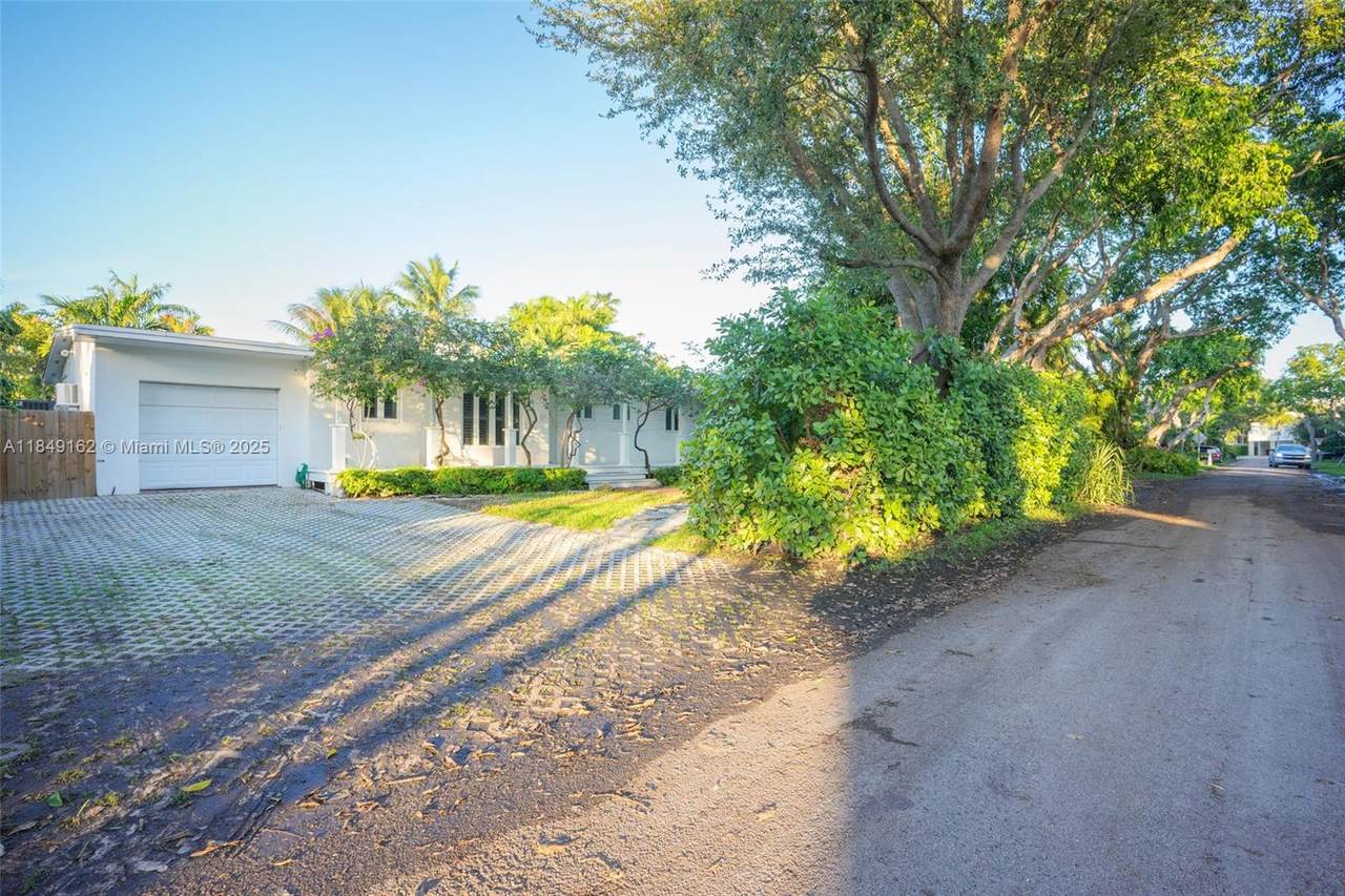 https://bt-photos.global.ssl.fastly.net/miami/1280_boomver_1_A11849162-2.jpg