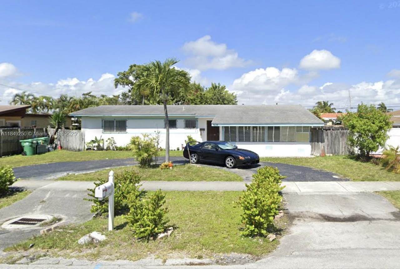 21130 26th Ave - Photo 1
