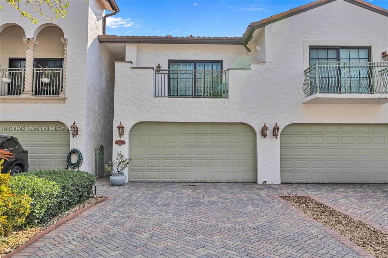 4424 Hidden Harbour Ter - Photo 1