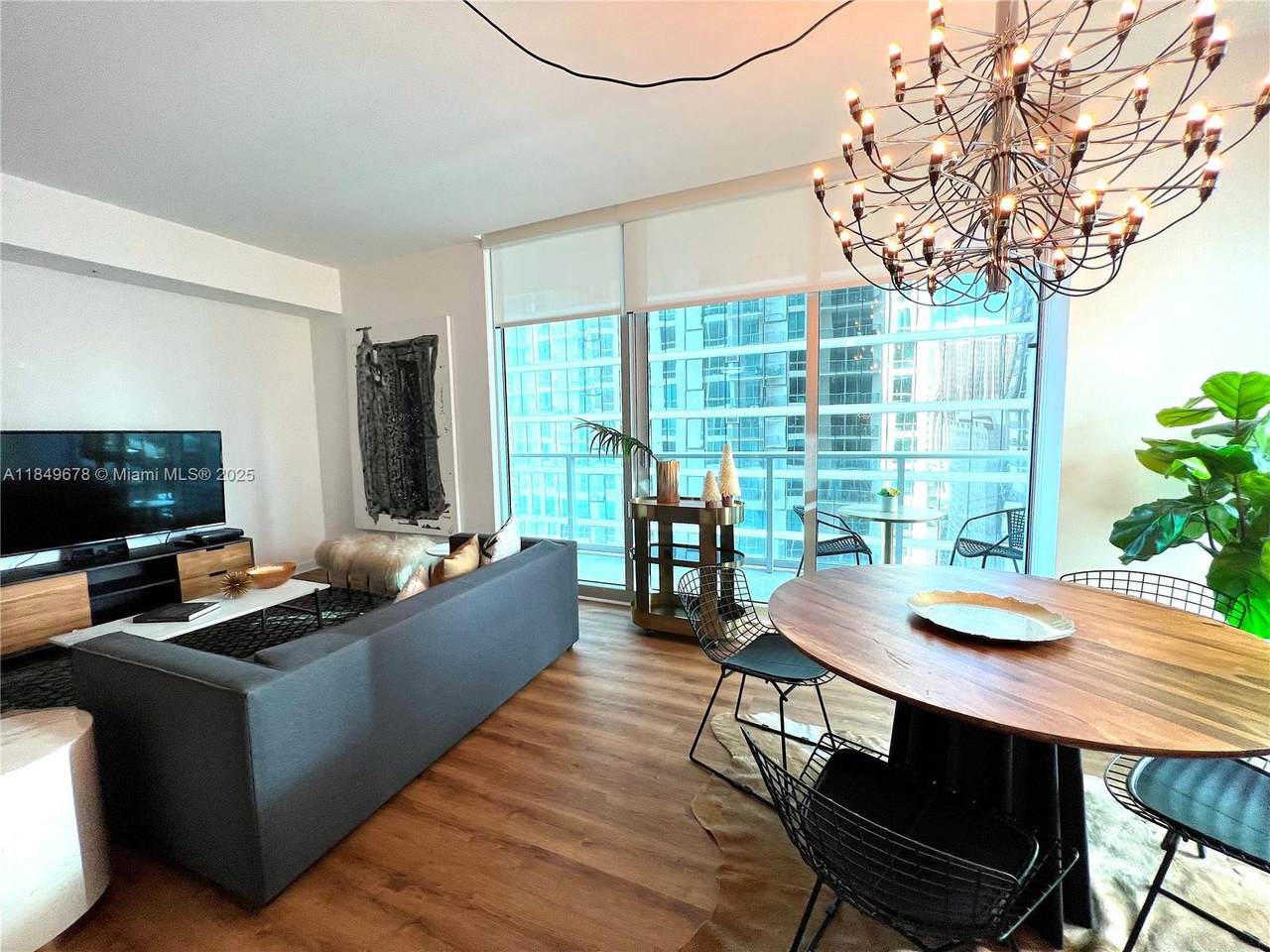 300 Biscayne Blvd - Photo 1