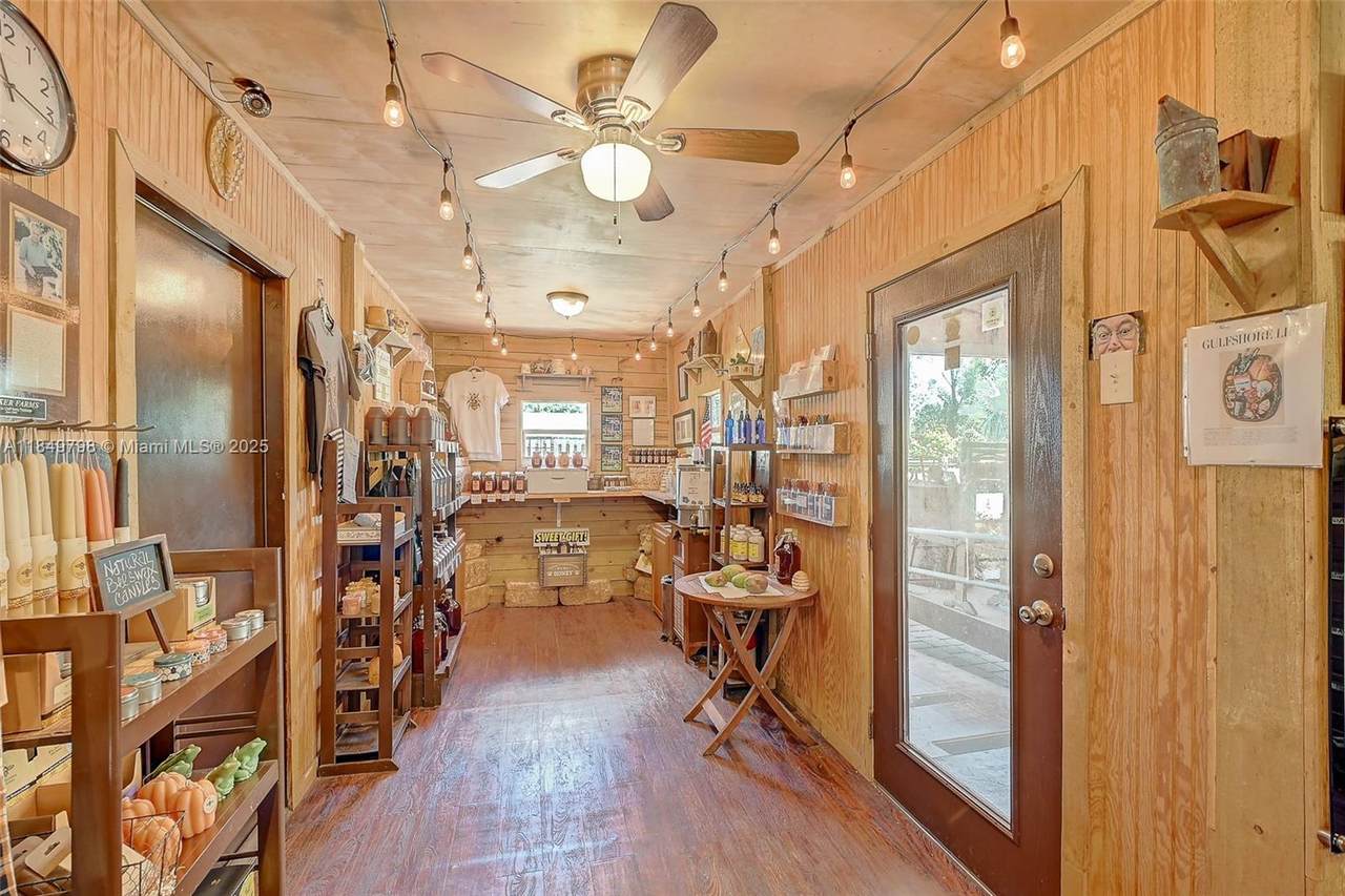 17131 Slater Rd North Fort Myers - Photo 1
