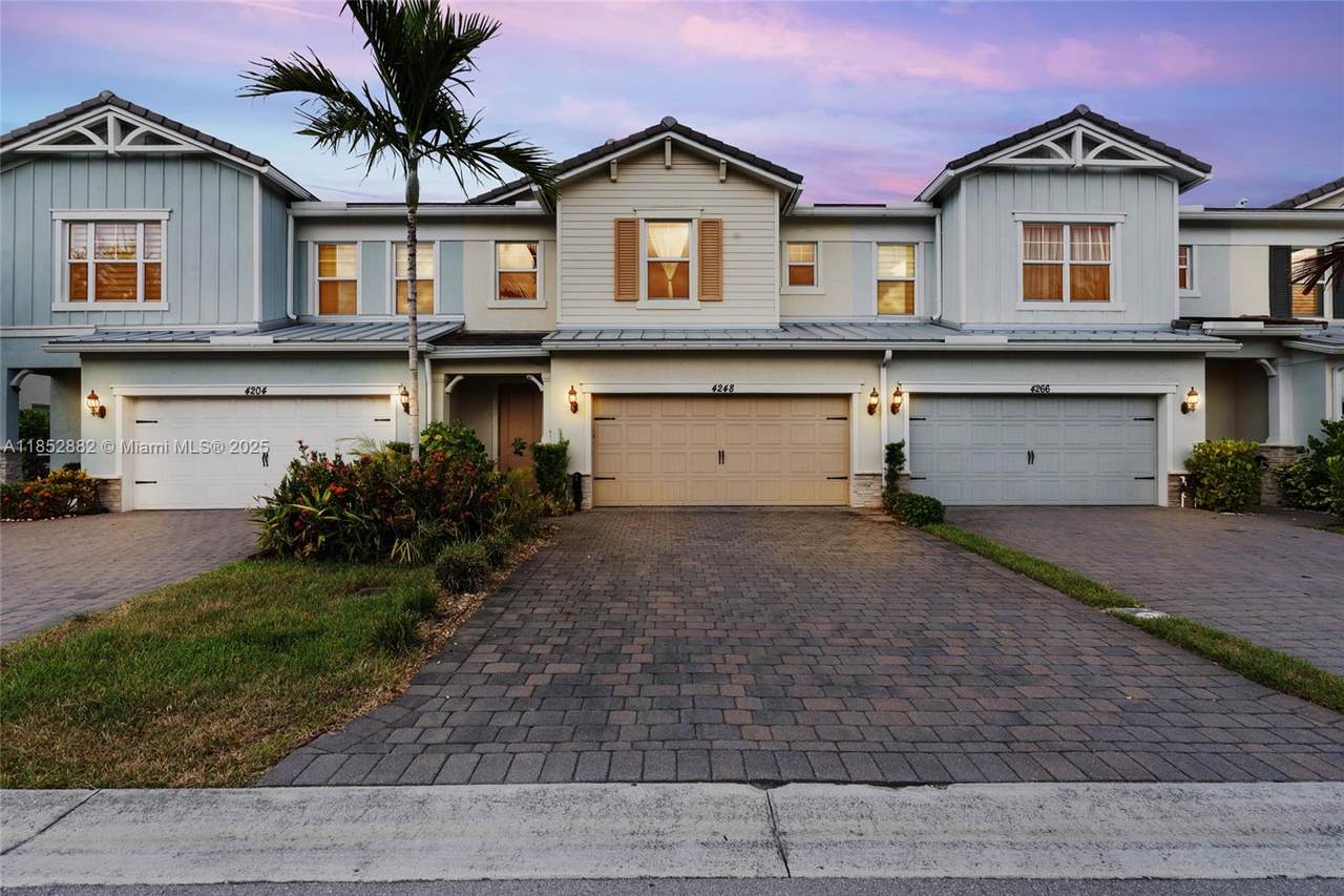 https://bt-photos.global.ssl.fastly.net/miami/1280_boomver_1_A11852882-2.jpg