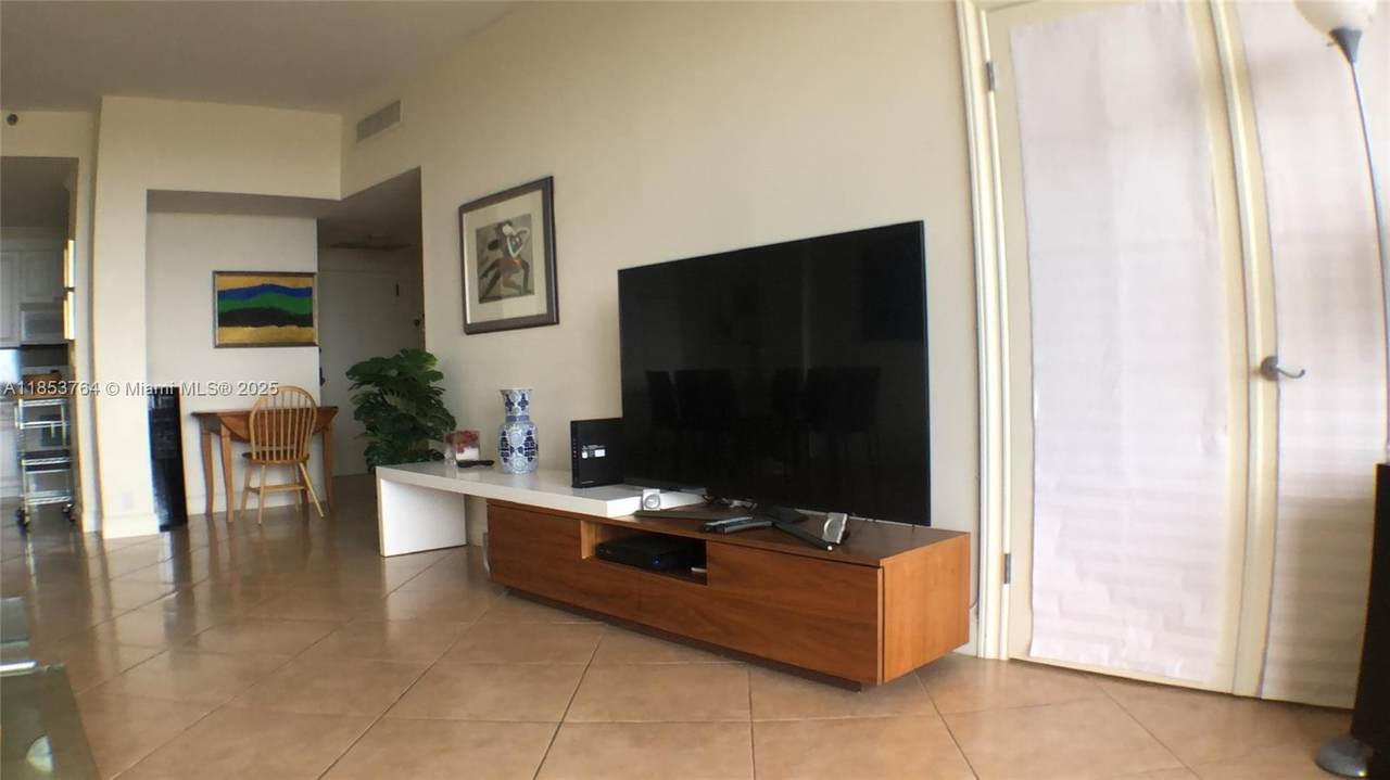 https://bt-photos.global.ssl.fastly.net/miami/1280_boomver_1_A11853764-2.jpg