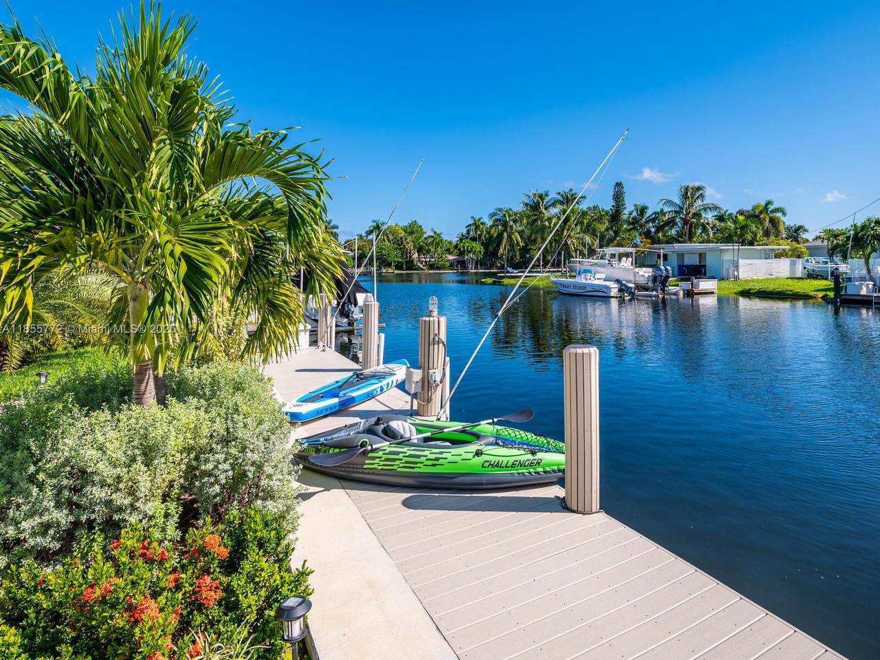 https://bt-photos.global.ssl.fastly.net/miami/1280_boomver_1_A11855772-2.jpg