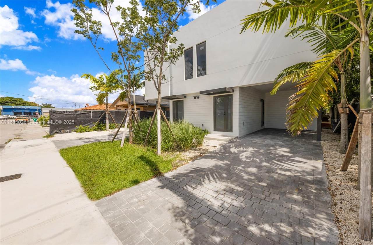 2151 1st Ter - Photo 1