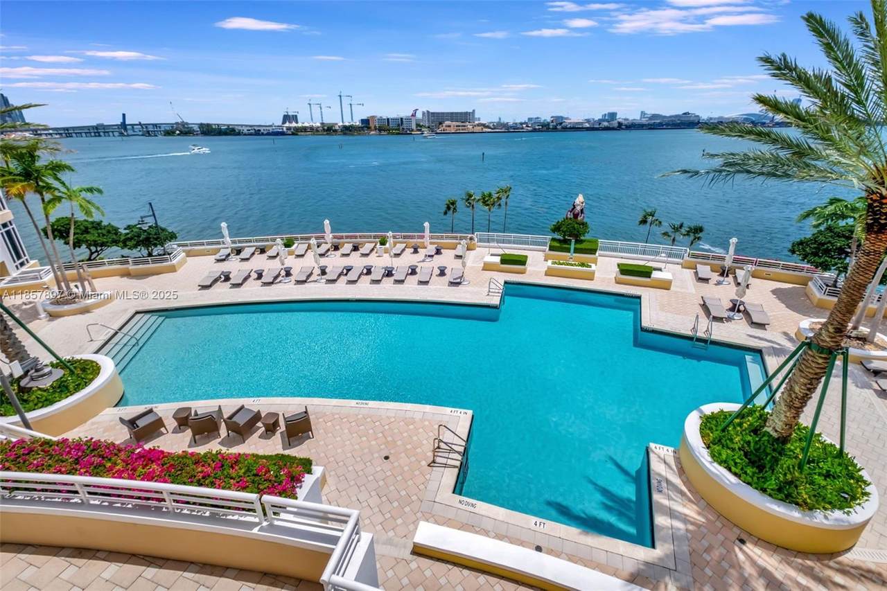 848 Brickell Key Dr - Photo 1