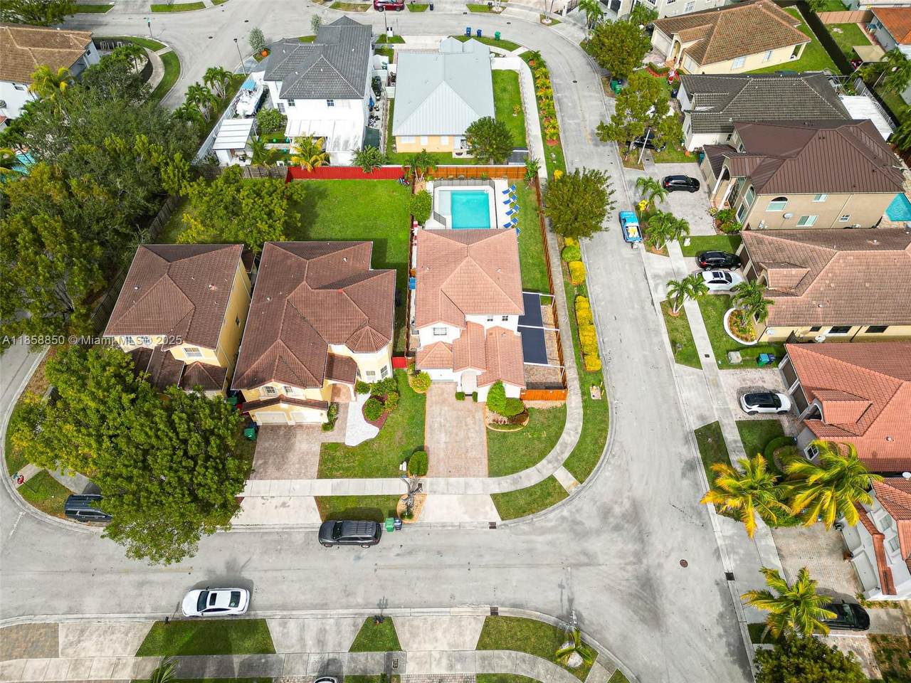 https://bt-photos.global.ssl.fastly.net/miami/1280_boomver_1_A11858850-2.jpg