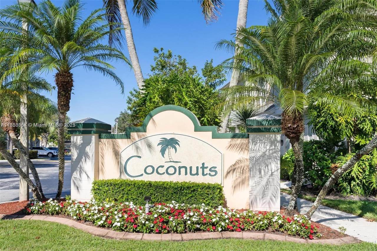 16731 Hemingway Dr - Photo 1