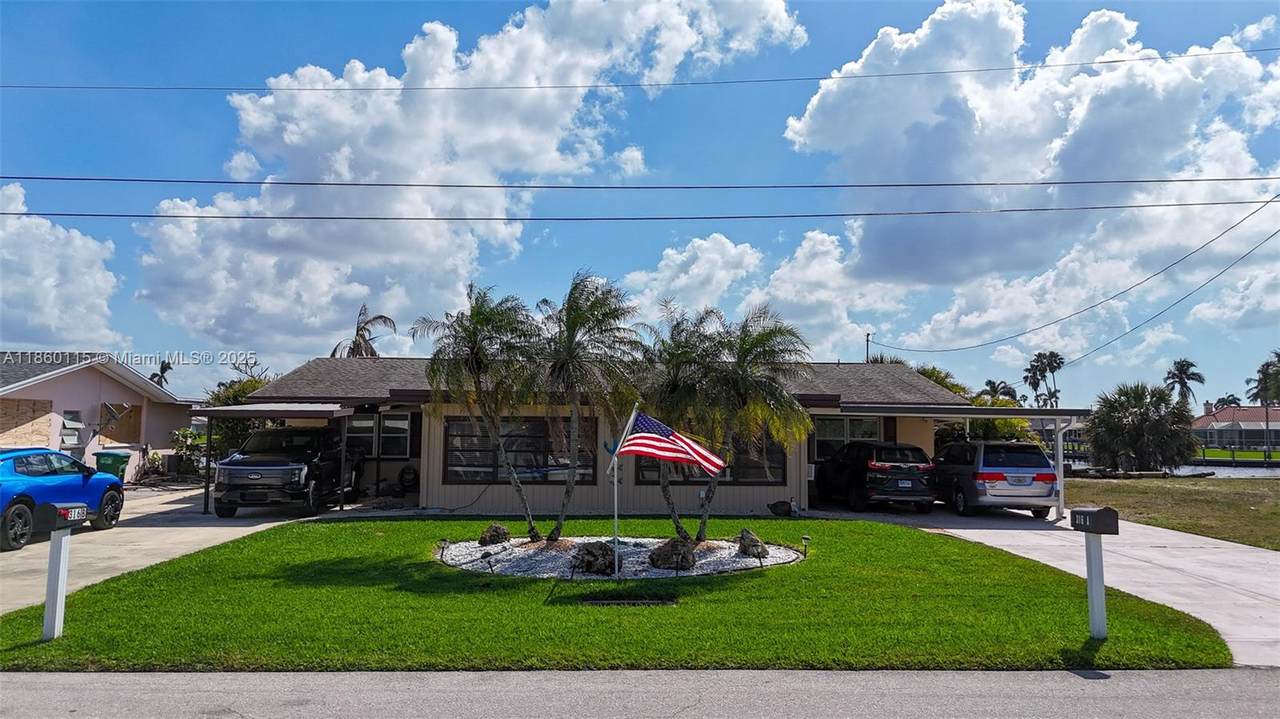 316 Tudor #1-#2 - Photo 1