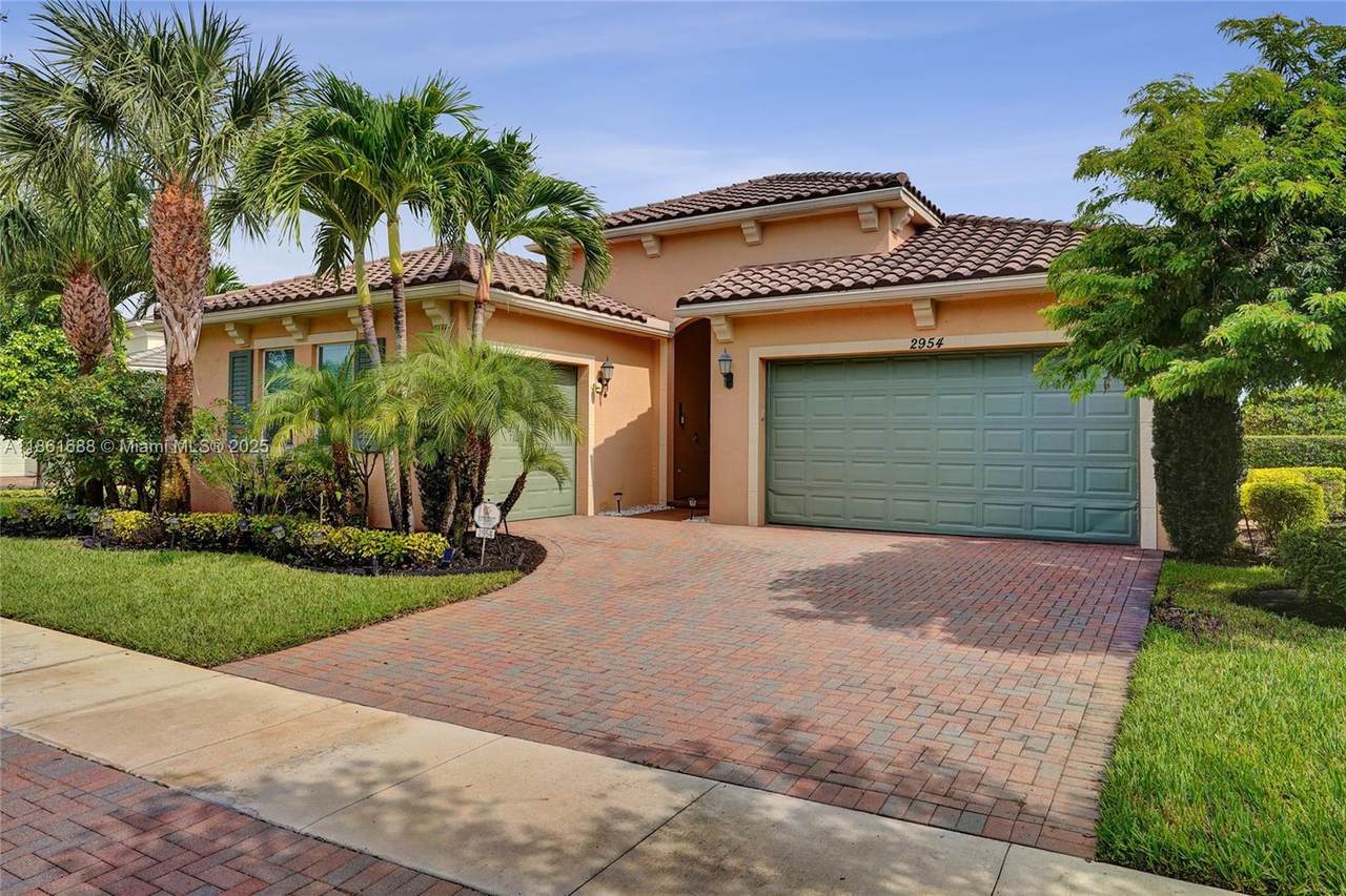 https://bt-photos.global.ssl.fastly.net/miami/1280_boomver_1_A11861688-2.jpg