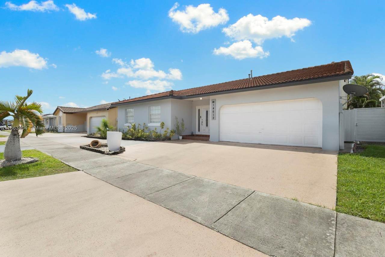 14612 172nd Ln - Photo 1