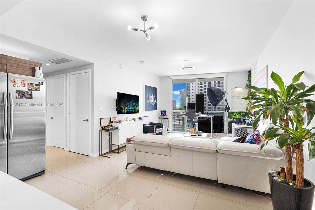 1010 2nd Ave - Photo 1