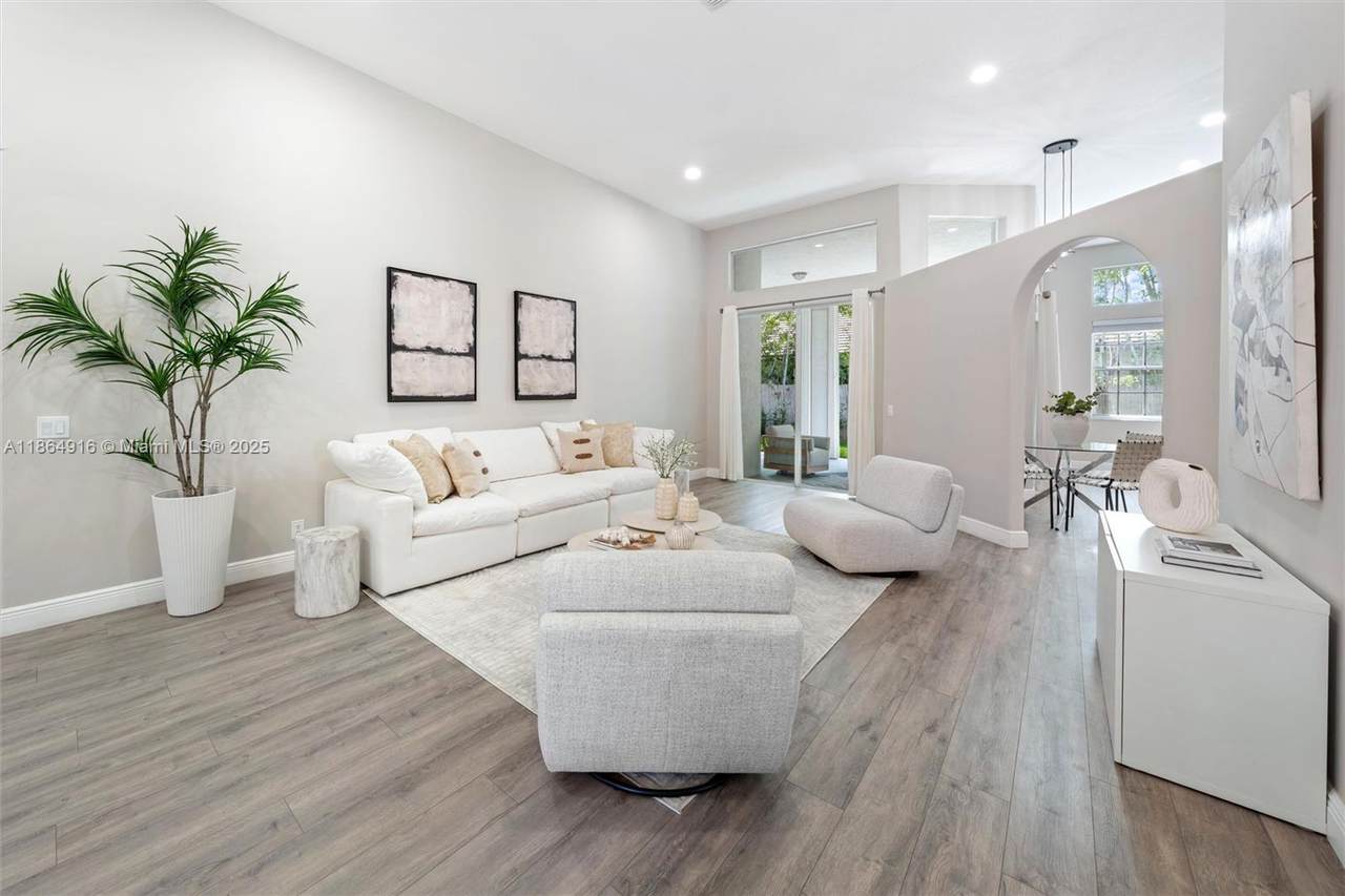 2587 Jardin Ct - Photo 1