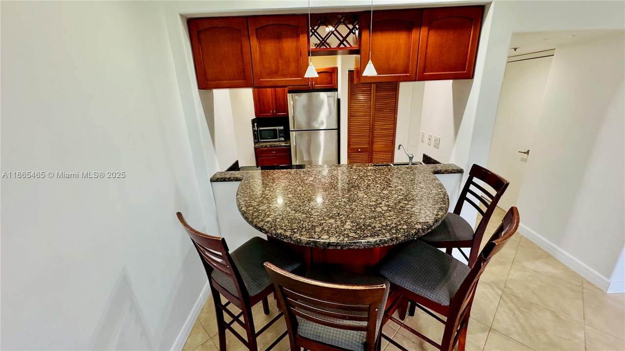 540 Brickell Key Dr - Photo 1