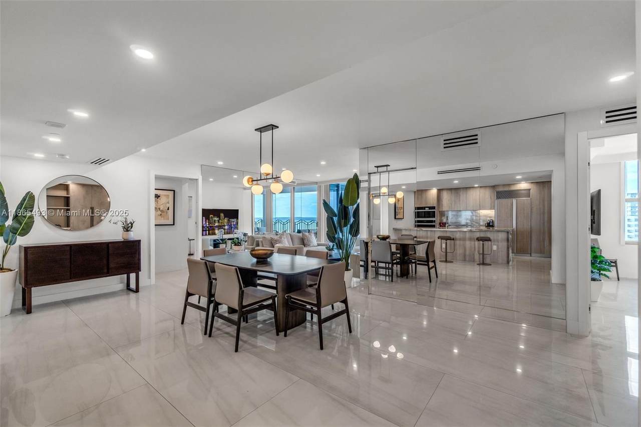 https://bt-photos.global.ssl.fastly.net/miami/1280_boomver_1_A11865493-2.jpg
