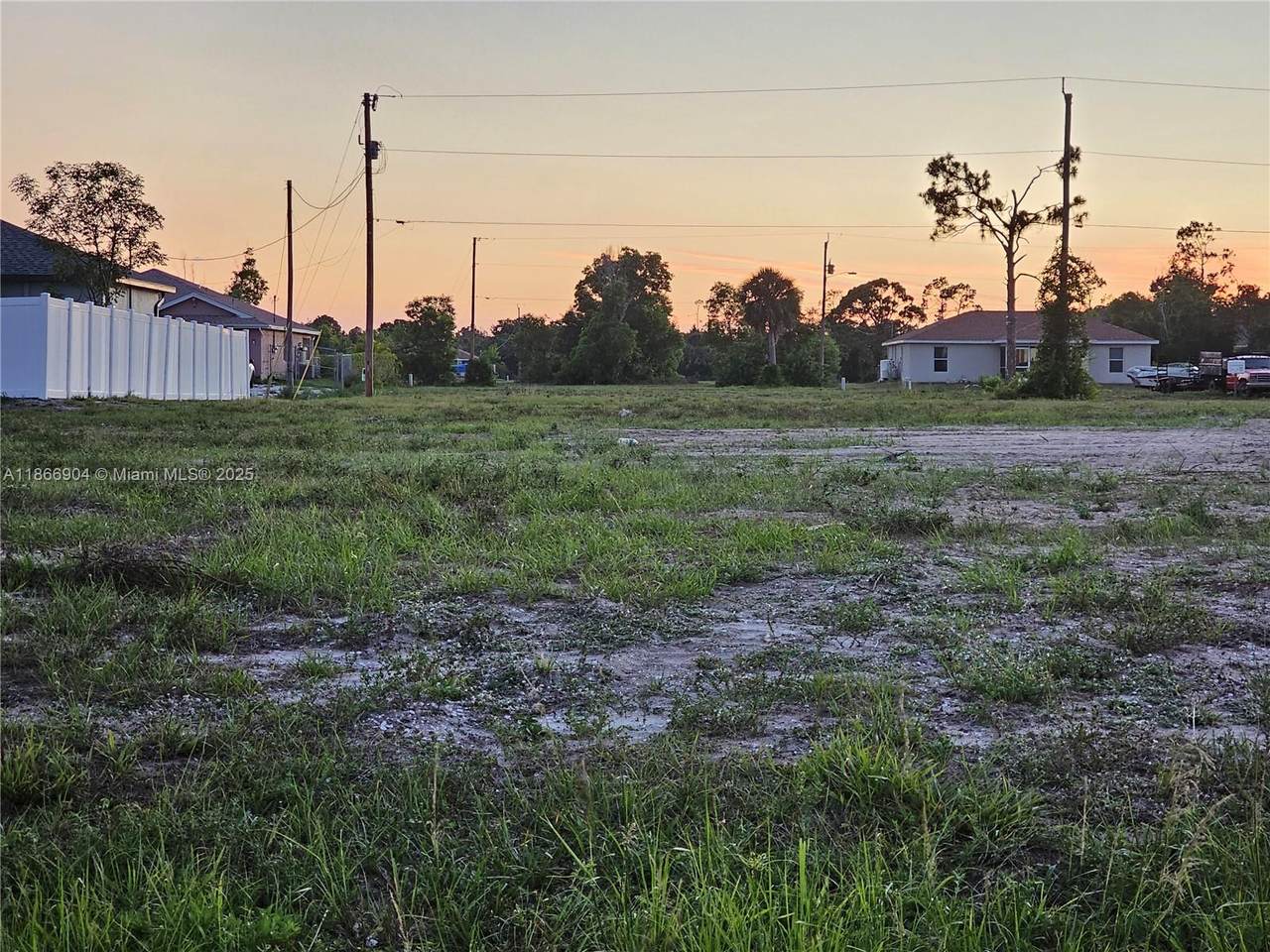 4138 38th Place - Photo 1