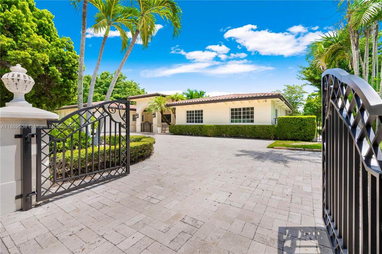 https://bt-photos.global.ssl.fastly.net/miami/1280_boomver_1_A11869538-2.jpg