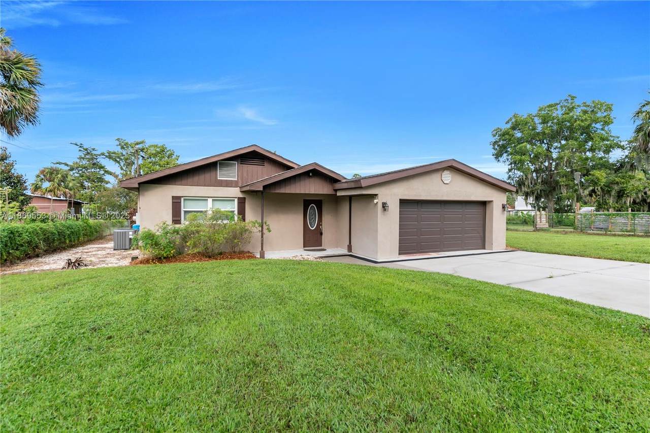 9431 Lake Marion Creek Road - Photo 1