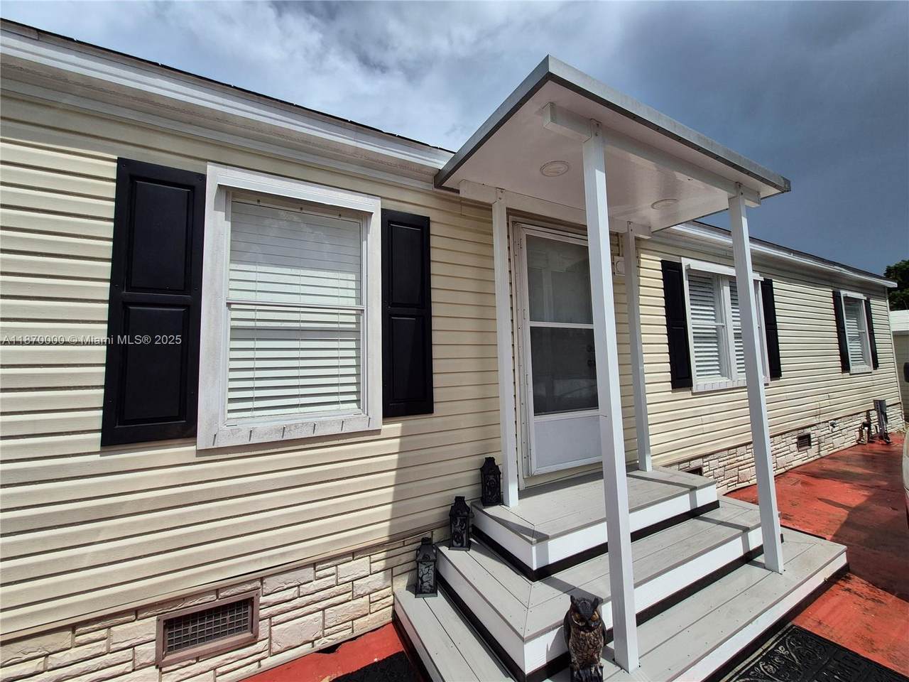 220 12th Ave Unit 157 - Photo 1