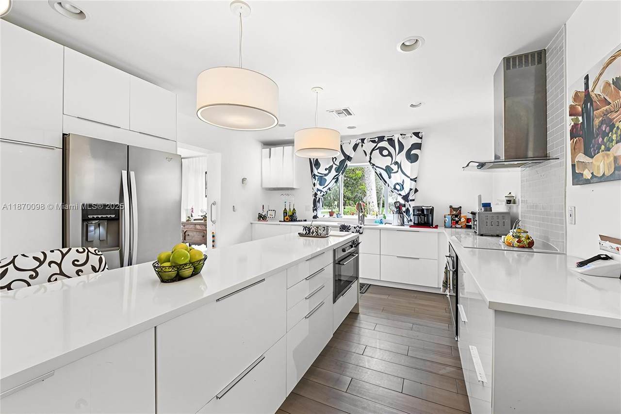 4314 Acacia Cir - Photo 1