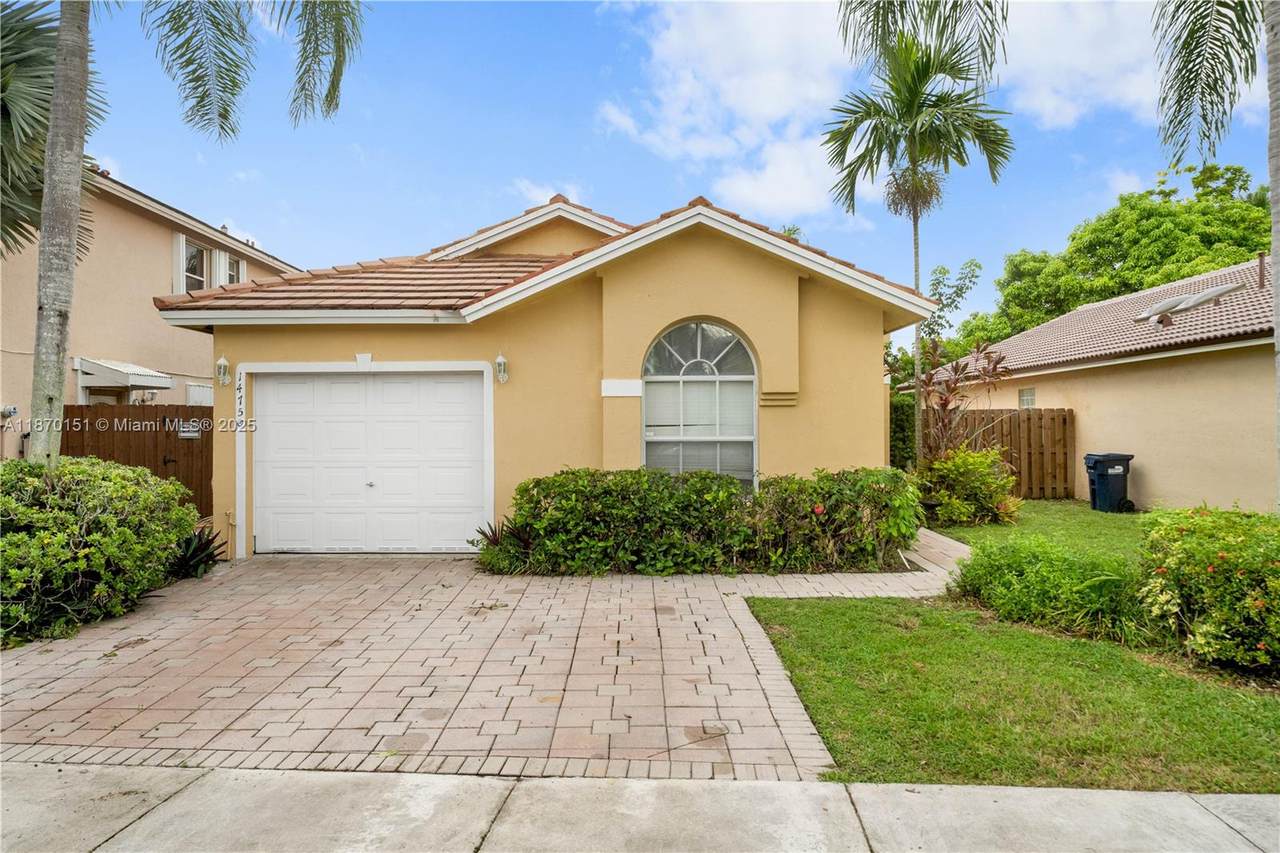 14750 156th Ave - Photo 1