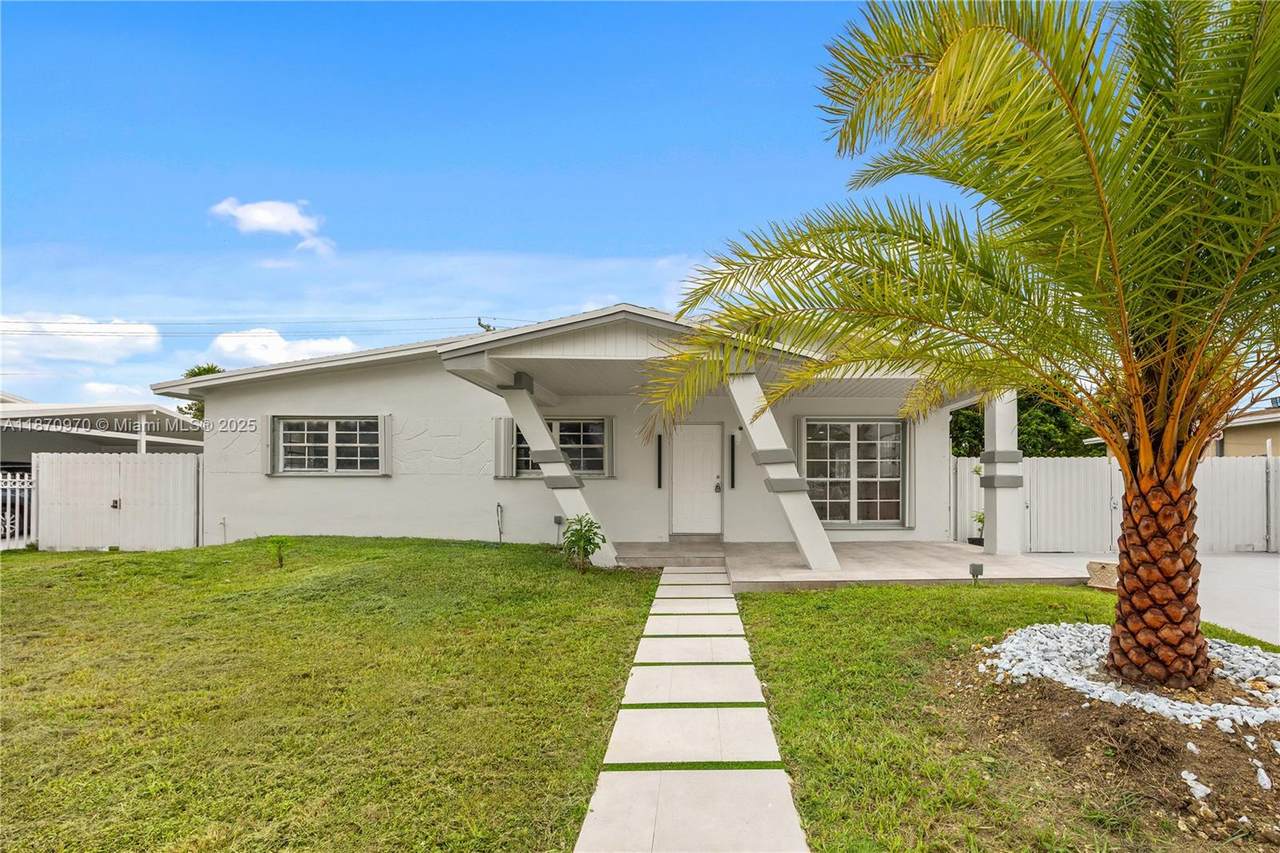 12610 188th Ter - Photo 1