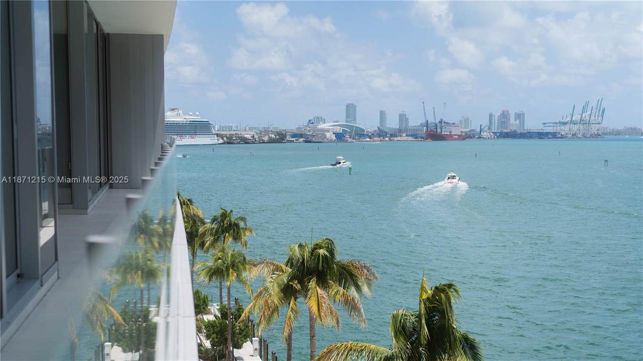 https://bt-photos.global.ssl.fastly.net/miami/1280_boomver_1_A11871215-2.jpg
