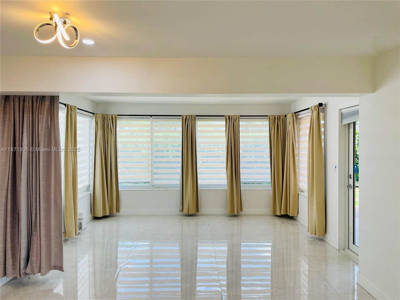 https://bt-photos.global.ssl.fastly.net/miami/1280_boomver_1_A11871901-2.jpg