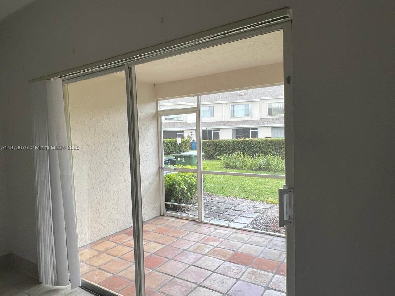 https://bt-photos.global.ssl.fastly.net/miami/1280_boomver_1_A11873076-2.jpg