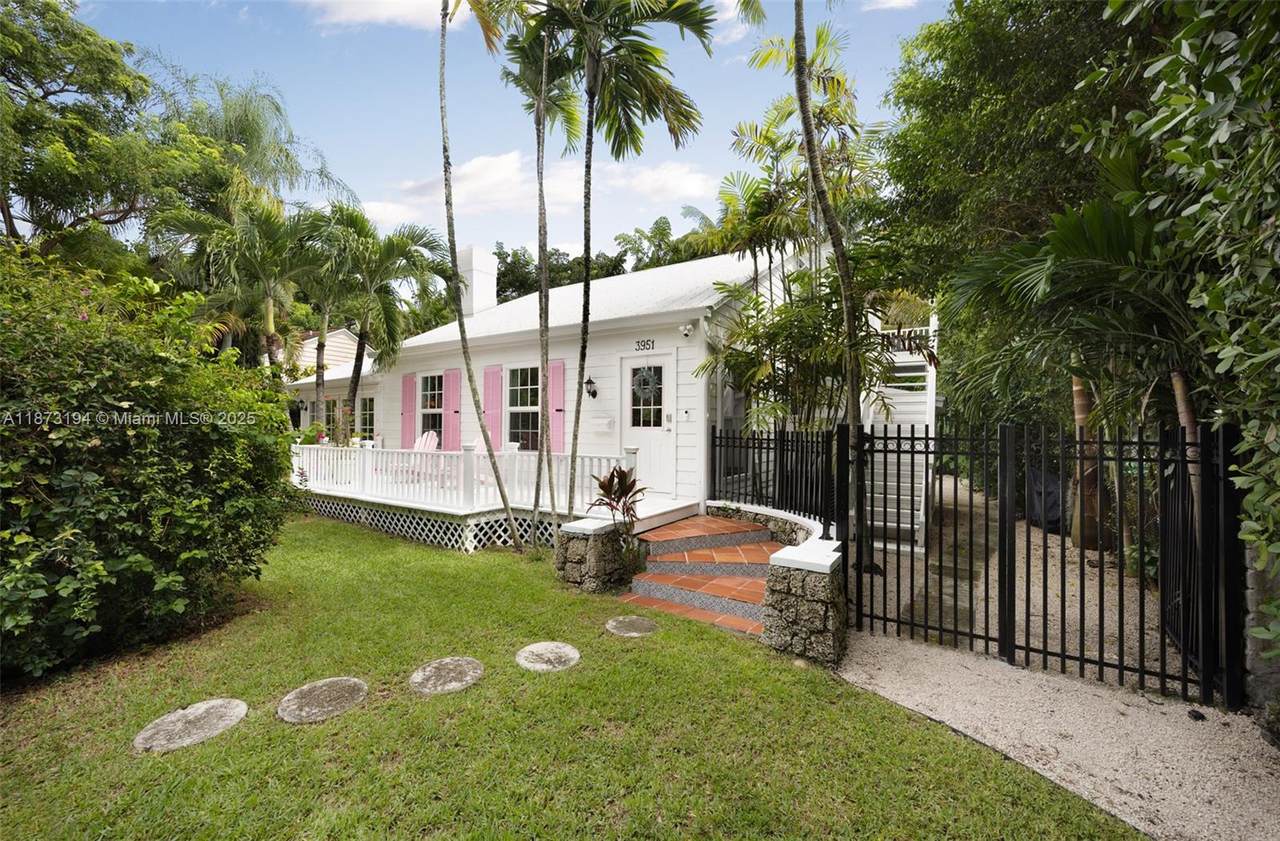 https://bt-photos.global.ssl.fastly.net/miami/1280_boomver_1_A11873194-2.jpg