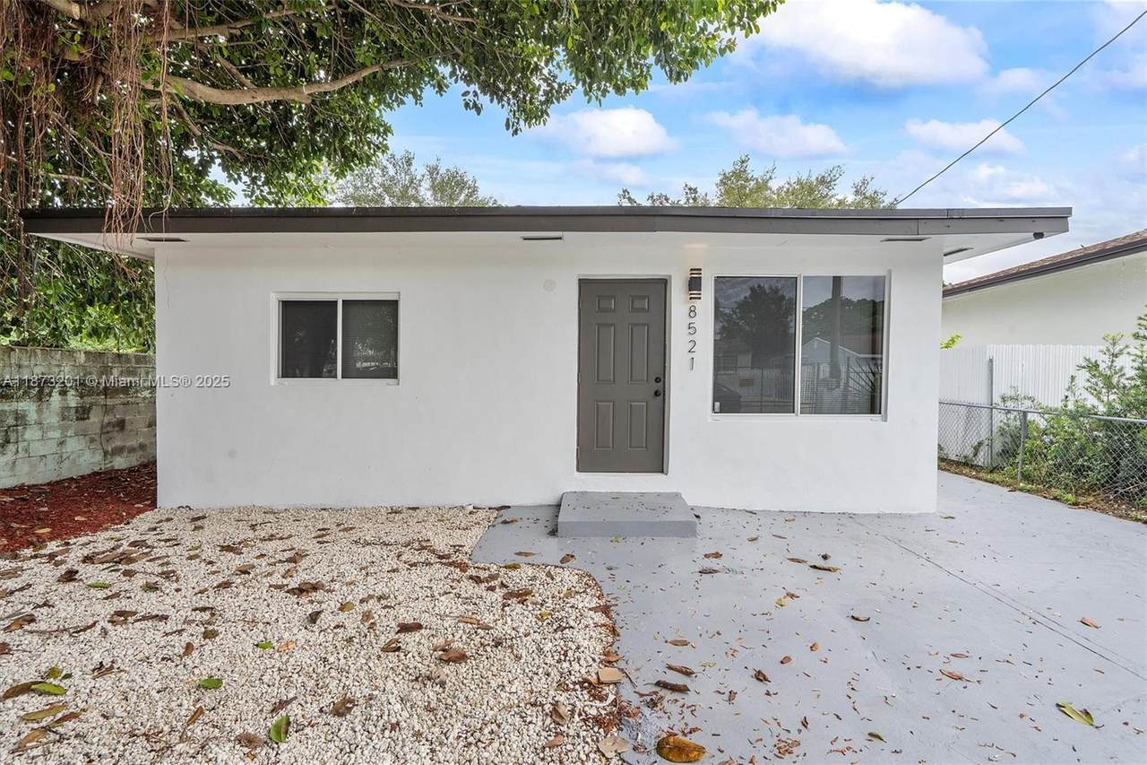 8521 15th Ave - Photo 1