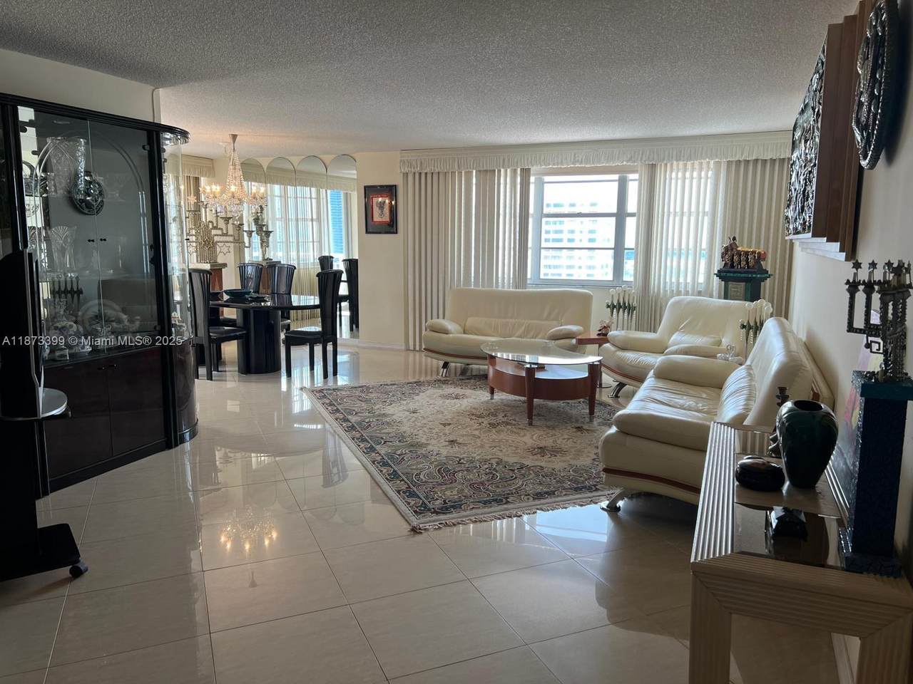 https://bt-photos.global.ssl.fastly.net/miami/1280_boomver_1_A11873399-2.jpg