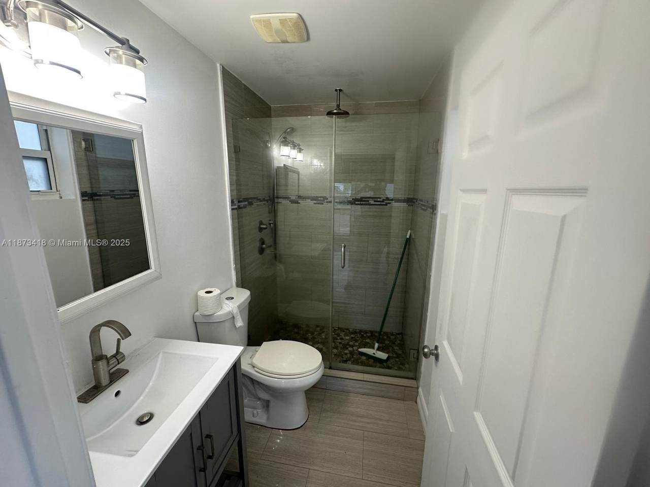 https://bt-photos.global.ssl.fastly.net/miami/1280_boomver_1_A11873418-2.jpg