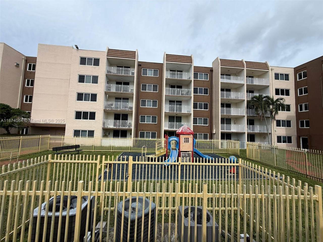 6940 Miami Gardens Dr - Photo 1