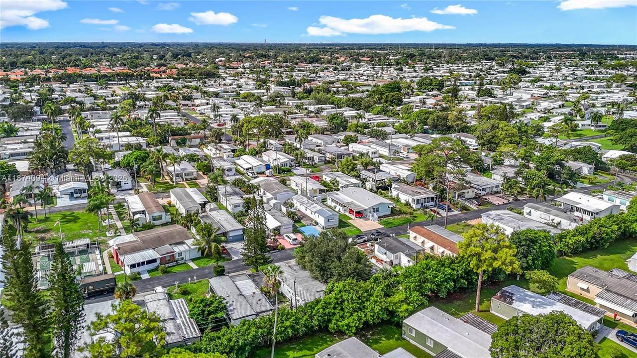 4165 88th Ct S - Photo 1