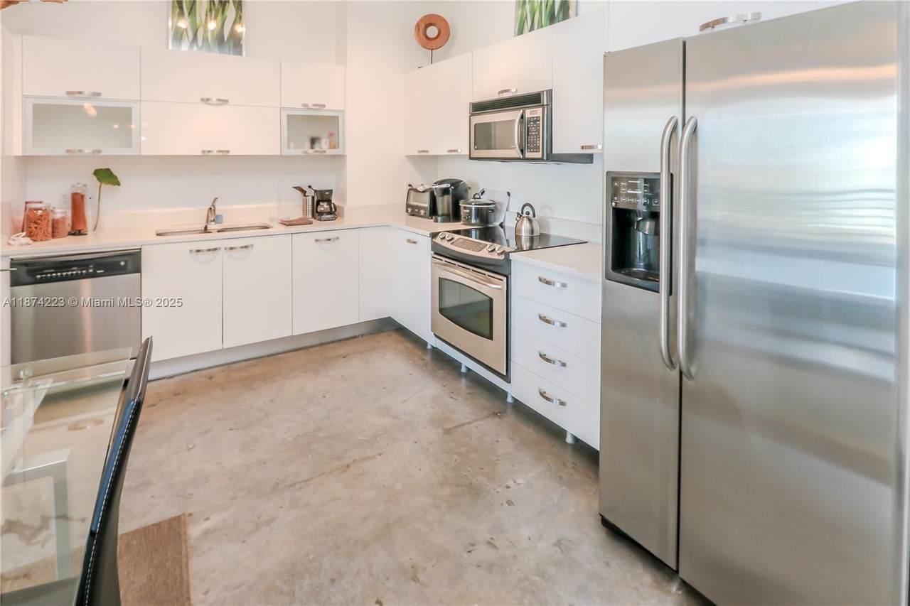 133 2nd Ave - Photo 1