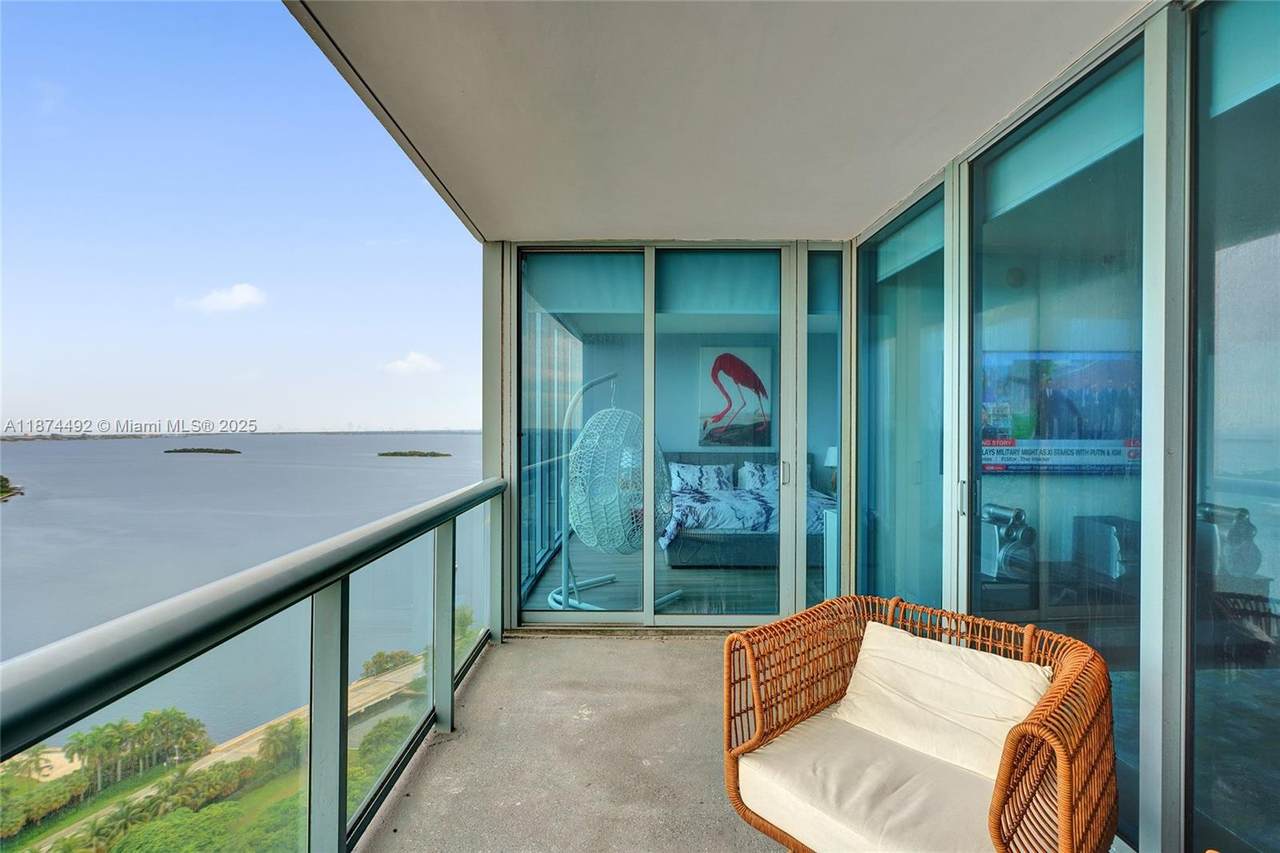 https://bt-photos.global.ssl.fastly.net/miami/1280_boomver_1_A11874492-2.jpg